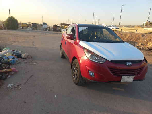 توسان خليجي موديل 15رقم بغداد تحويل فول بنراما صار بيه حادث سيارة ابيعه على حادثه لغد شاصي مكفول سيارة شغاله وجاهزه كير مكينه تبريد صدر تخم تاير كله جاهزه مكانه سيارة بغداد جسر ديالى سعر110مجال قليل اعتذر من المراوس***********
