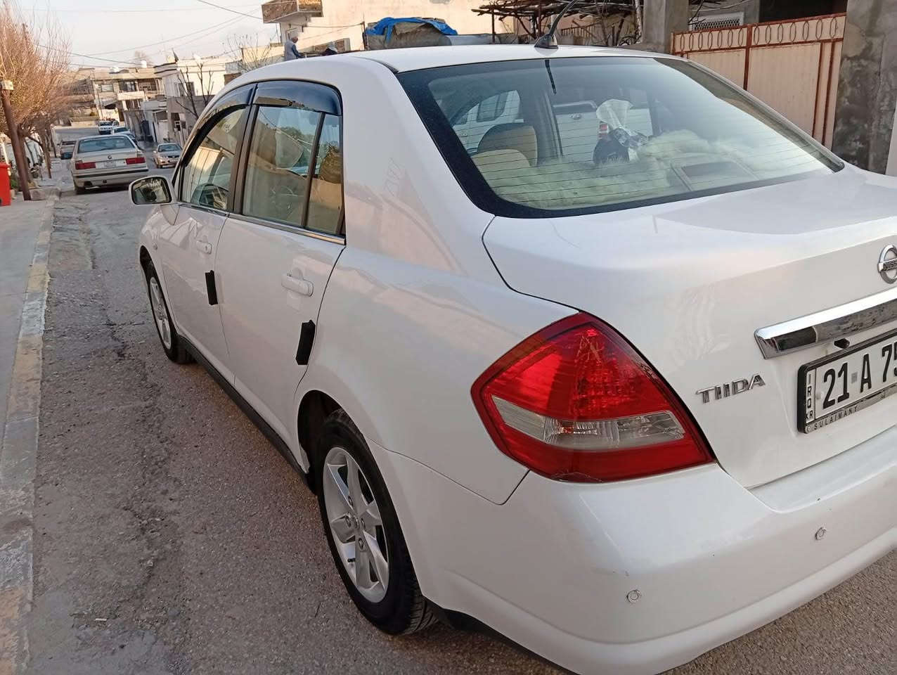 ***********
‎💜❤️ بەناوی خوای گەورەو میهرەبان ❤️💜
     نیسان تیدا گێڕ ئۆتۆماتیک سپی بەفری بۆیاخ یەك 
پارچەی هەیە و سۆنارم داناوە ناو زەرد چوار جام کارەبا 
مەکینە ١.٦مەرغوب یابانی ئەسڵی گێچ سپی 
قفڵ مەرکەزی تەحەکومی ئاوێنە بلاجیکتۆر 
تەبرید لەسەر سویچ ئیش ئەکات شاشەی ئایپاد 
سەیارەیەکی زۆر پاک و خاوێنە بێ تەقەو رەقەیە
 هی ماڵی خۆمە کامل نوقسانی چاککراوە
 هیچ مەسرەفێکم تێدا نەهێشتووە ژمارەی تازەیە 
سەنەوی تازەیە تەحویل و غرامە بەشەرت
سعری $ 92 و معامەلەیەكی كەم 
هەموو زانیاریەكم نوسیووە
*********** السليمانية, العراق
