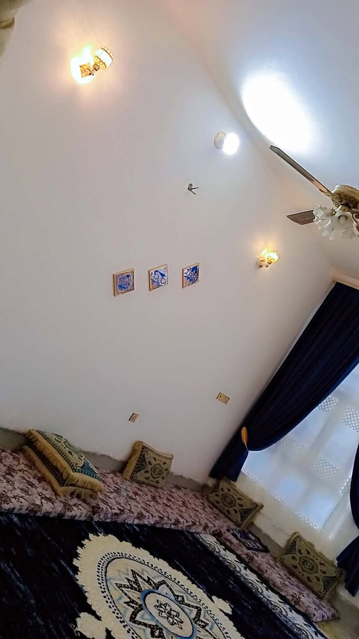 🔺 بيت للبيع فرصة مميزة 🔺
📍 شارع المضيف – قريب من الشارع العام

▫️ المساحة: 125 م²
▫️ عرض الشارع: 10 م
▫️ نوع العقار: طابو زراعي (إجراءات التطويب قيد الإنجاز)

💰 السعر: 38 مليون قابل للتفاوض

✨ موقع حلو وقريب من الخدمات، مناسب للسكن أو الاستثمار

📞 للاستفسار: ***********
📲 واتساب فقط
