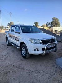 هايلوكس موديل 2012 فور ويل مكفولة الشراي يتصل  ٠٧٨١٢٤٨٦٥٨٦