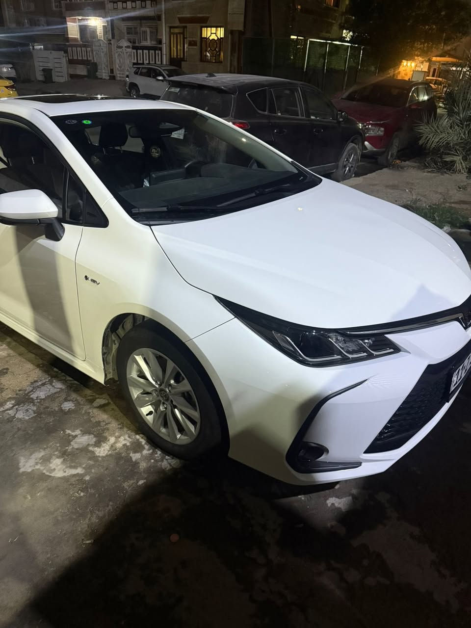 كورلا 2024 هايبرد  ماشيه 8 الاف كيلو فقط سياره بعدها زيرو للبيع بسعر 165 مكانها بغداد البنوك للاستفسار ***********
