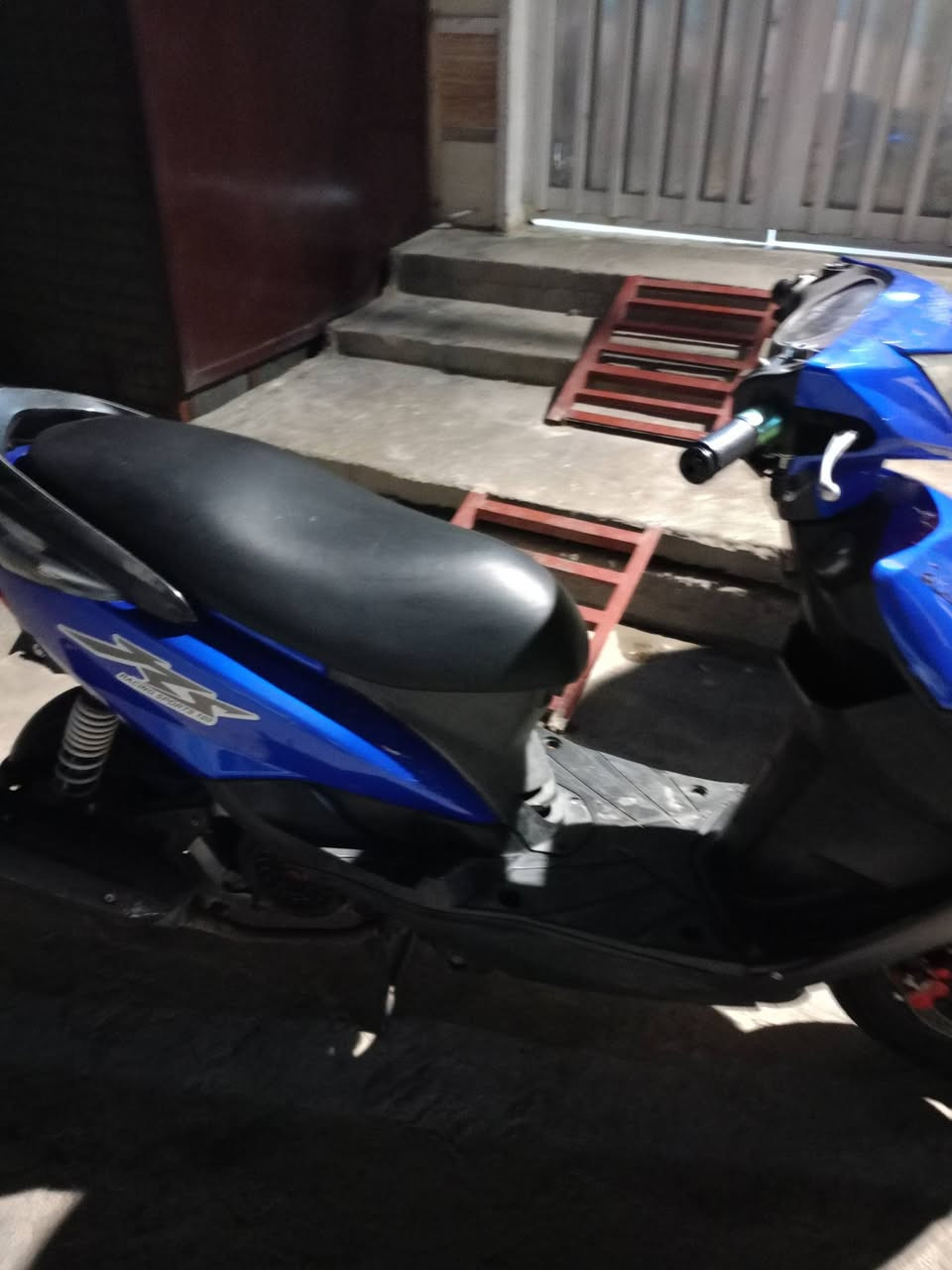 سلام عليكم دراجه ثعلب للبيع نكره سلف بكل وقت كلجات رياضي دراجه كلش حلوه سعر 450 وبيه مجال الطيبين رقم***********
