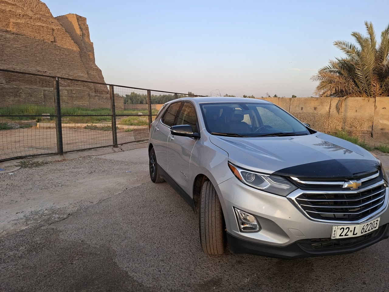 للبيع | شفروليه إكوينوكس LT 2019 AWD
للبيع شفروليه إكوينوكس LT موديل 2019، بحالة ممتازة وجاهزة للاستخدام اليومي.
🔹 الموديل: 2019
🔹 الفئة: LT
🔹 المحرك: 1.5 لتر تيربو
🔹 نظام الدفع: AWD (دبل)
🔹 ناقل الحركة: أوتوماتيك
🔹 العداد: 128,000 كم
🔹 اللون: سلفر
المواصفات: ✅ شاشة لمس
✅ Apple CarPlay و Android Auto
✅ كاميرا خلفية
✅ مثبت سرعة
✅ تحكم من المقود
✅ ويل ألمنيوم
✅ تكييف ممتاز
✅ اقتصادية بالوقود وأداء قوي
اطارات جديدة 
بطارية جديدة
دسكات جديدة
حدادية جديدة
تبريد قطعتين
📌 وارد أمريكي، السيارة تعرضت لضرر سابق وتم إصلاحها بالكامل باحتراف، وحاليًا بحالة ممتازة، والمحرك والكير والدبل يعملون بكفاءة، والفحص مسموح بأي مكان تحويل مباشر فقط تحويل .
💰 السعر: (14500$) 📍 الموقع: (بغداد المدائن) 📞 للاستفسار: (***********)
