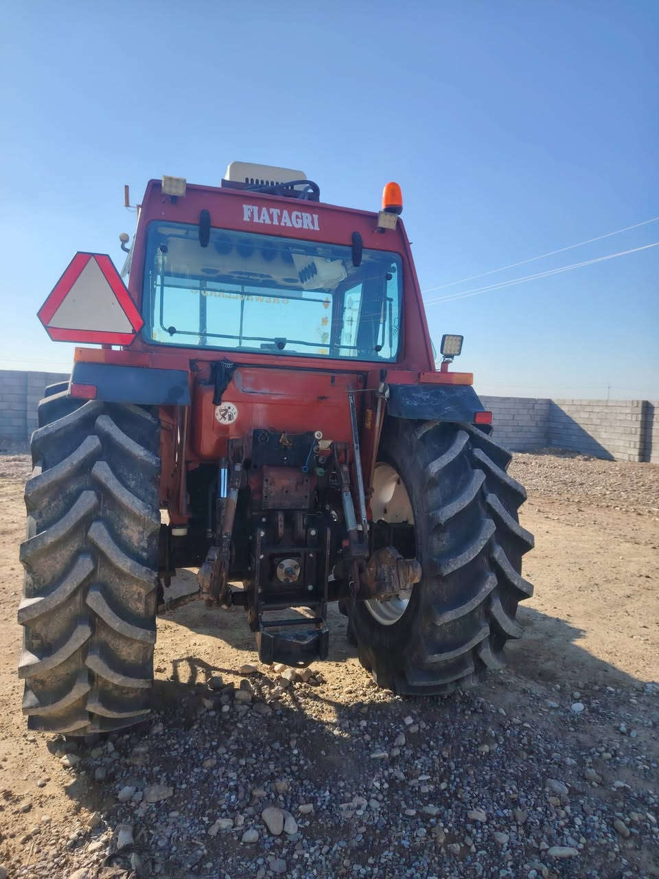 السلام عليكم. فيات 110 للبيع. محرك شرط مامفتوح. وكير شرط. تخم تايرات جددمكينه شرط مامفتوح بيها شي . تبريد ثلج..
اتصل ودلل
***********
***********
