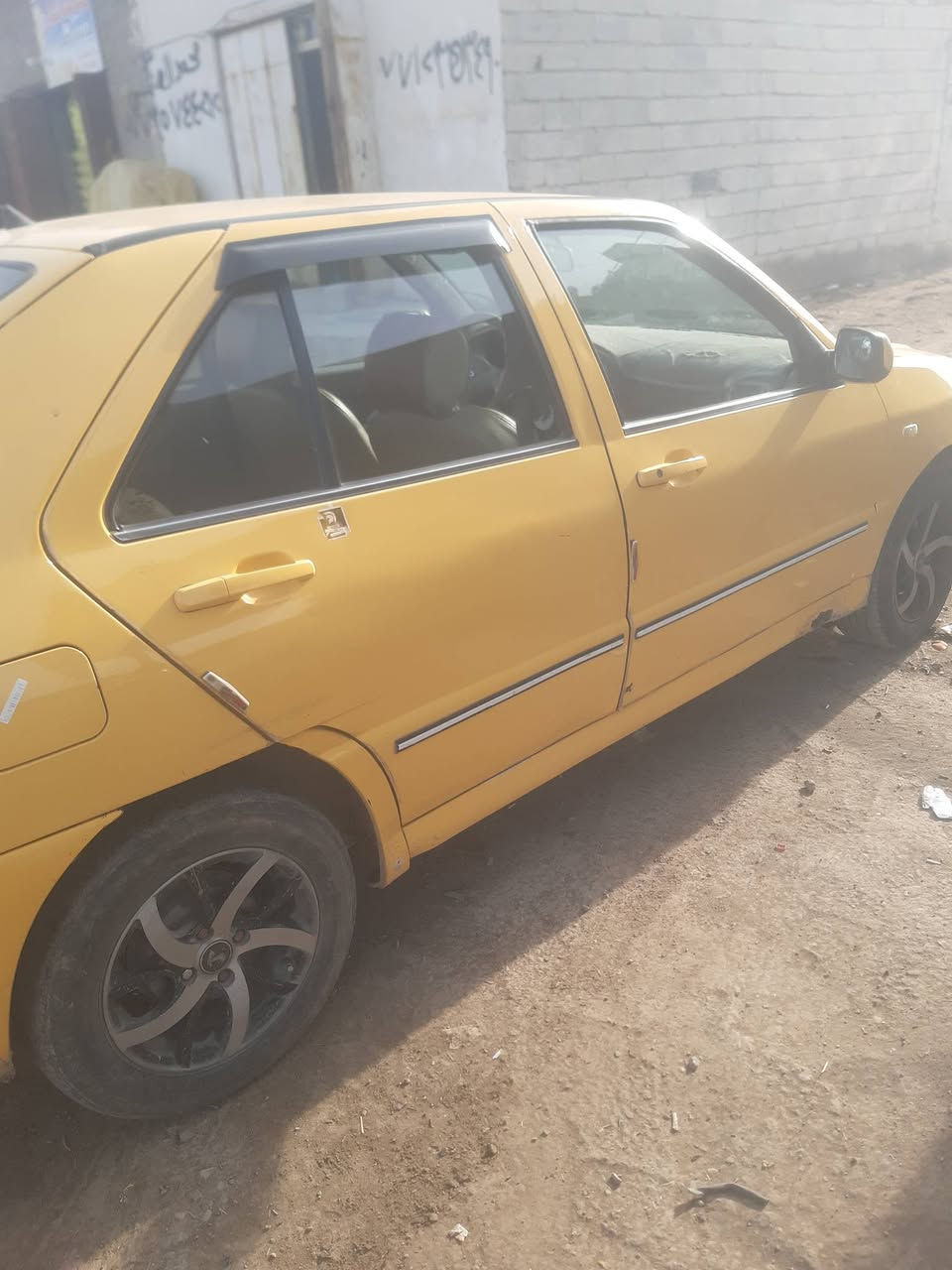 السلام عليكم شيري كوين للبيع موديل ١١ السيارة خير من الله لا صبغ ولا اي شي مكينه رنك وبستم سيفا السعر٢٧ وبيها مجال العنوان ديالى بعقوبه قرب مرور ديالى الاستفسار اكثر اتصال عله هاذة الرقم ***********
