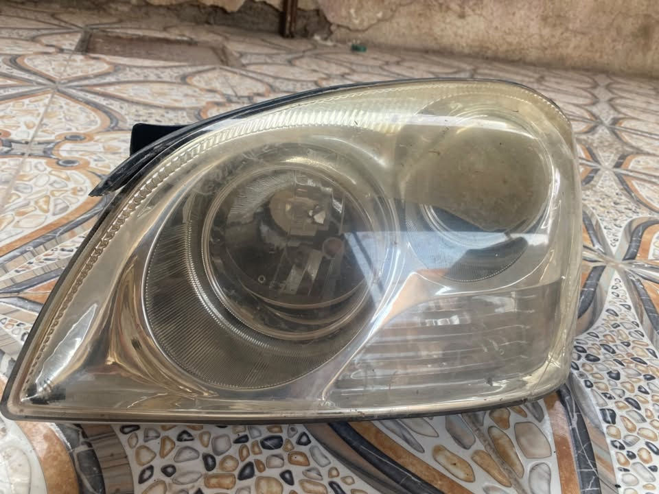 السلام عليكم
مازده جهة اليسره + ايرفلو عدد ٢   قيم واخذ باليرضي الله 
زنون مال اوبتمه موديل ٧،٨  اتعهد محد يگابلك بي وع الفحص 5000 واط حقيقي 

سعره ١٠٠ 

***********
