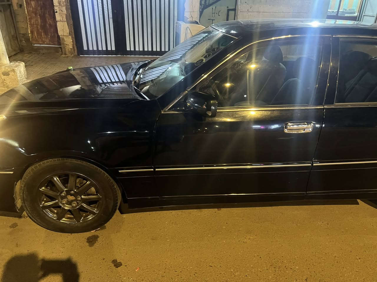 جنون اسود حاويه بدون لا كصه ولا ضربه ادوات ادوات كرستال اصل اربع دكم محرك D4 سياره جاهزه 
مكانها البصره القبله 70بيها مجال 
***********
***********
