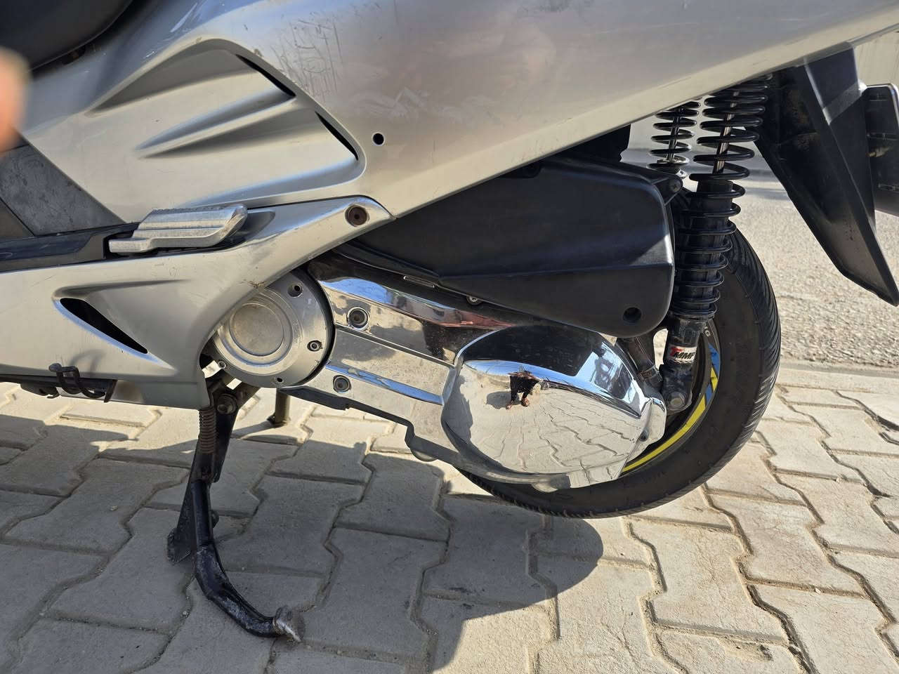 السلام عليكم
فورزه0.6  نظام ABS لايت،زنون محرك وكلجات ودسكات،دبلات وفيتبم كله جديد 
رقم انكليزي باسمي  
للبيع مكاني نجف سعرها مليون و600
*********** للاستفسار واتساب موجود
