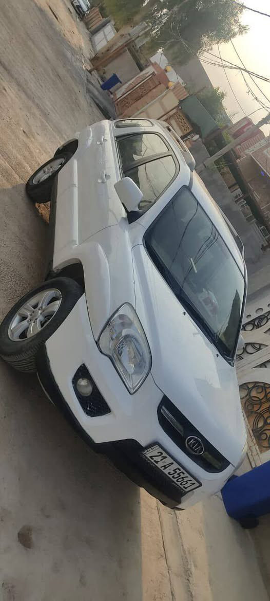 سلام عليكم سبورتج 2010 خليجي مكفوله ماشية 122الف كيلو مكانها بغداد  الدورة قرب شارع المصافي و هاذه رقم صاحب السيارة ***********
