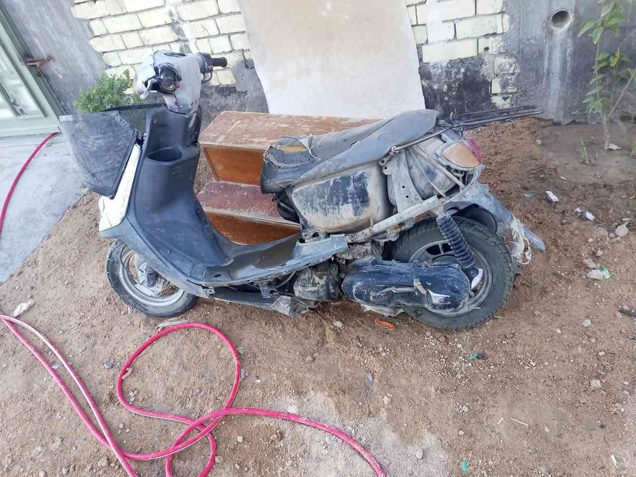 السلام عليكم
..تشتغل وتطفي ..متروكه ..سعرها 100 
..***********

الأمن الداخلي..شارع السكلات
