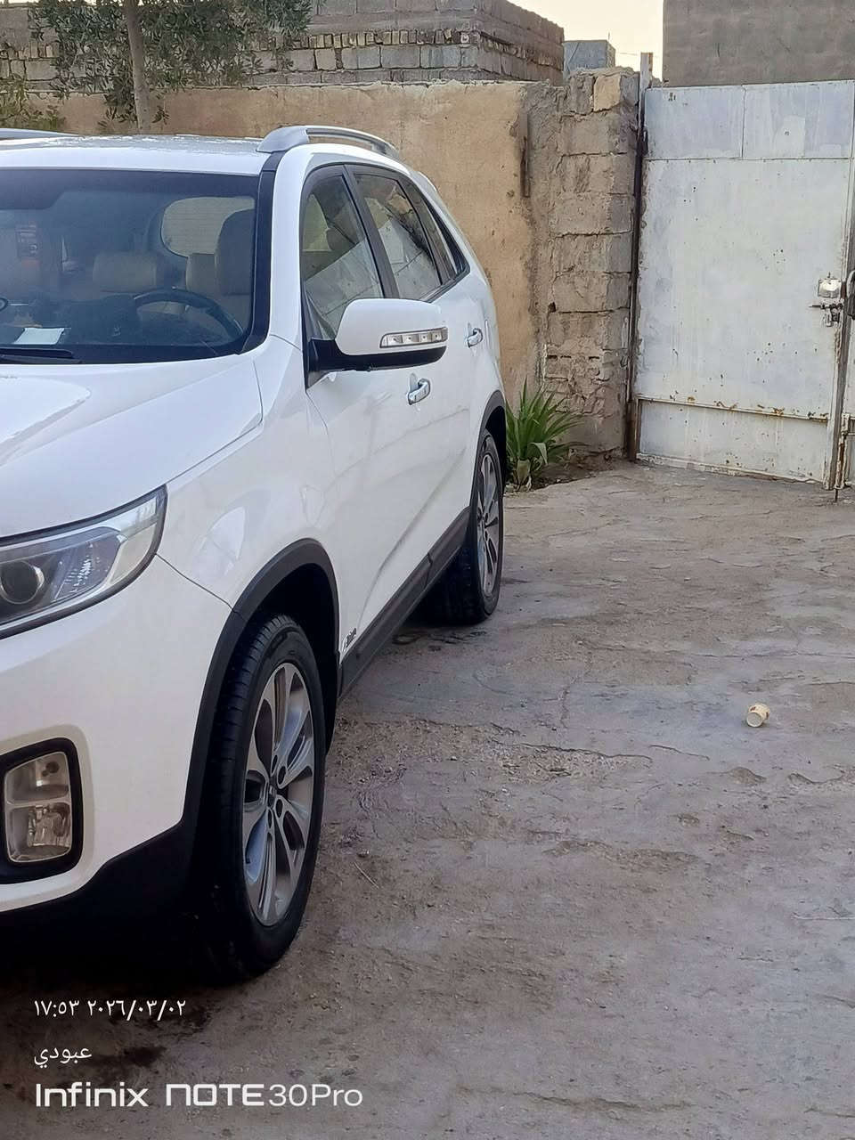 السلام عليكم سياره سورنتو لبيع 2014 كفاله
عامه الساره فول عده الفتحه 
السعر 170 / الاتصال ‏‪***********‬‏
