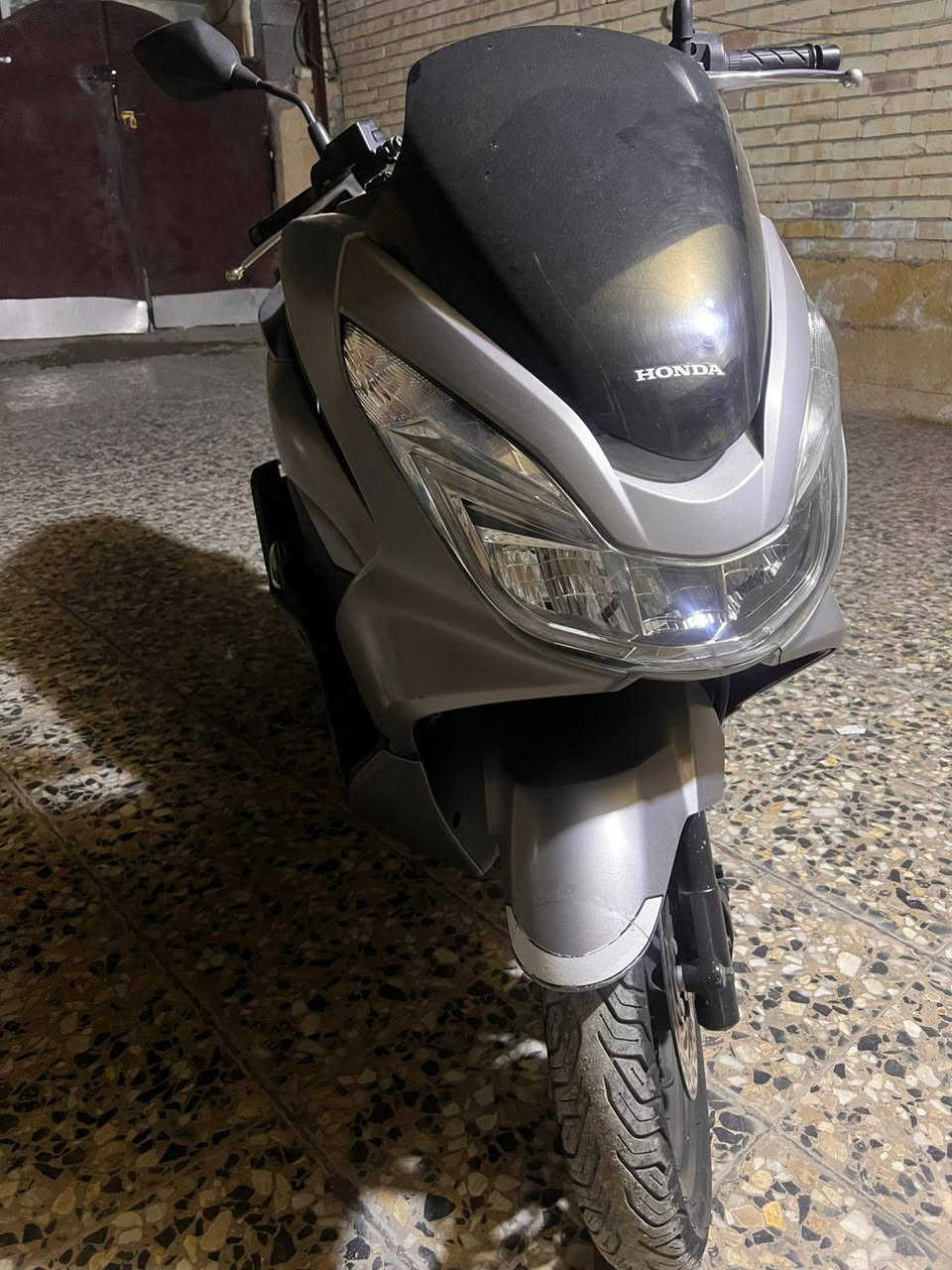 شباب بي سي اكس الجيل الثاني . ماشيه 20 الف ياباني مكينه 125cc
السعر خاص 
مكاني مدينه الصدر.. ***********
