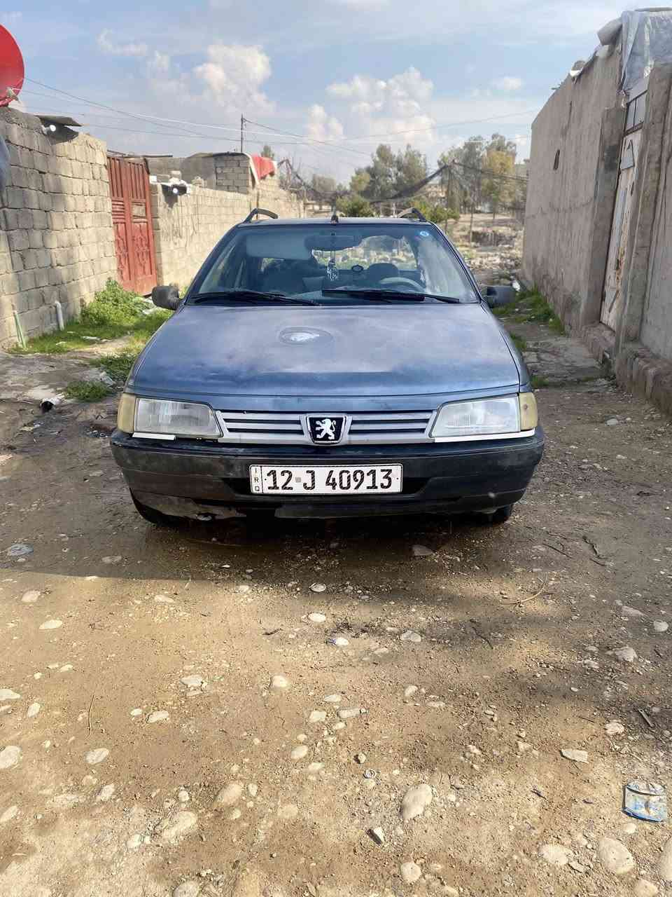 سلام عليكم   للبيع بيجو فرنسي رقم نينوى دولي محرك شرط جديد لأصرف ولا نفخ  مابيها معجون تواير جدد داخلها نضيف شرط التحويل إني الشرعي    سعر 23
             ***********
