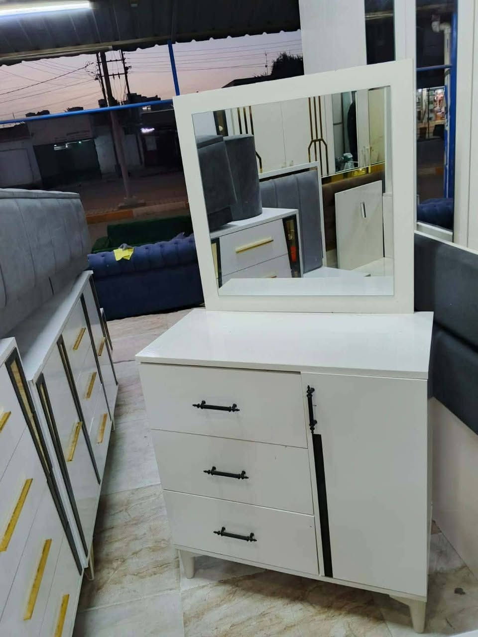 يالله يارزاق 🌹
سلام عليكم حبايبي غرفه نوم تركي للبيع 5قطع نظيفه كلش اخو الجديد شراي تعال خاص 😇 كركوك, العراق


**إذا كنت صاحب هذا الإعلان وتريد حذفه لأي سبب، رجاءا أرسل رسالة إلى الدعم الفني**