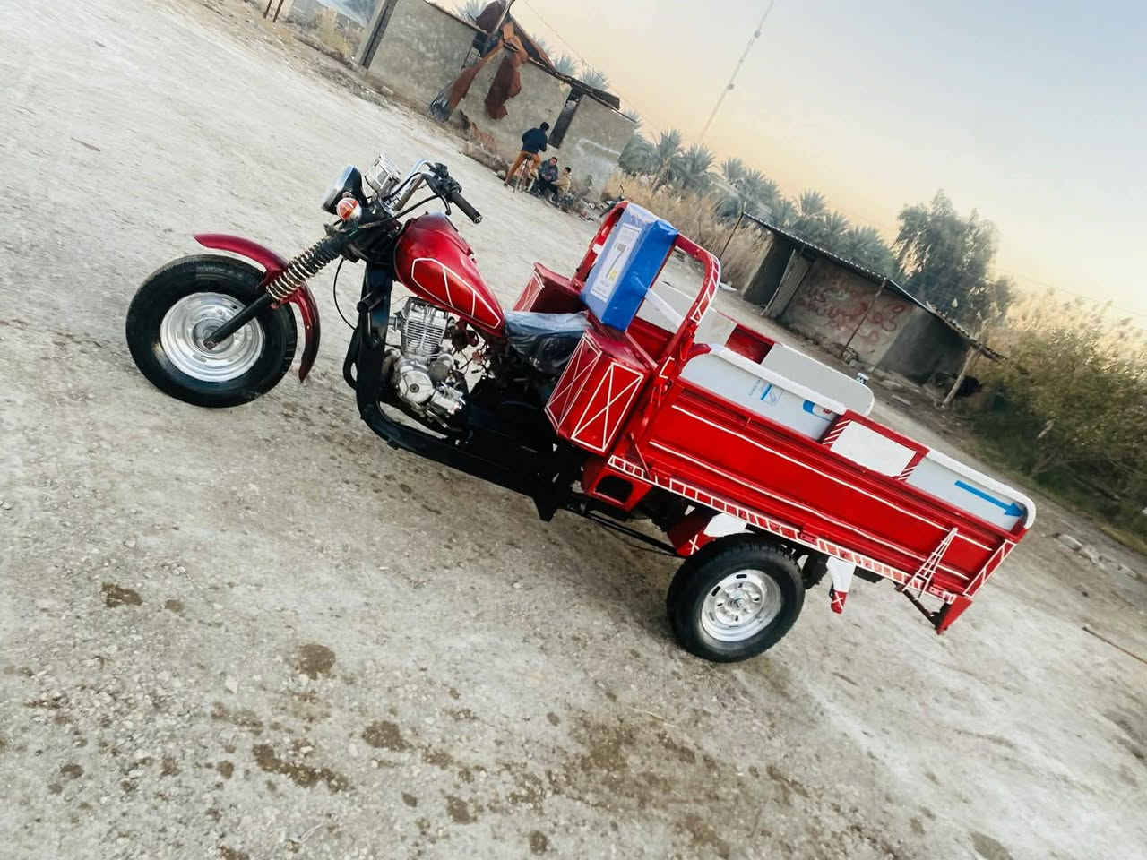 السلام عليكم ورحمة ستوتة للبيع دايون موديل 17 اوراق اصولي كهربائيّات كاملة شاصي  وركبه كفاله تخم تاير جديد جوبلس محرك 20 كفالة دبلات شغالة بدي نضيف السعر 800 وبيه مجال العنوان بابل الحمزه الغربي للستفسار ***********
