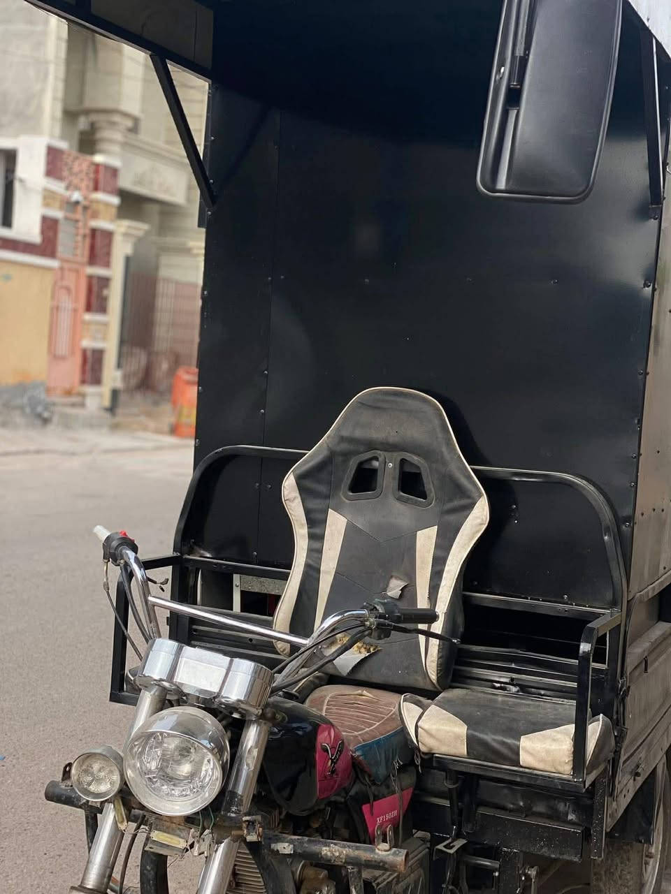 محجل ستوته للبيع حطاطه حديد شغل درجة اولئ وبداخله رفوف وعارضه بصفحه متواجد خاص


**إذا كنت صاحب هذا الإعلان وتريد حذفه لأي سبب، رجاءا أرسل رسالة إلى الدعم الفني**