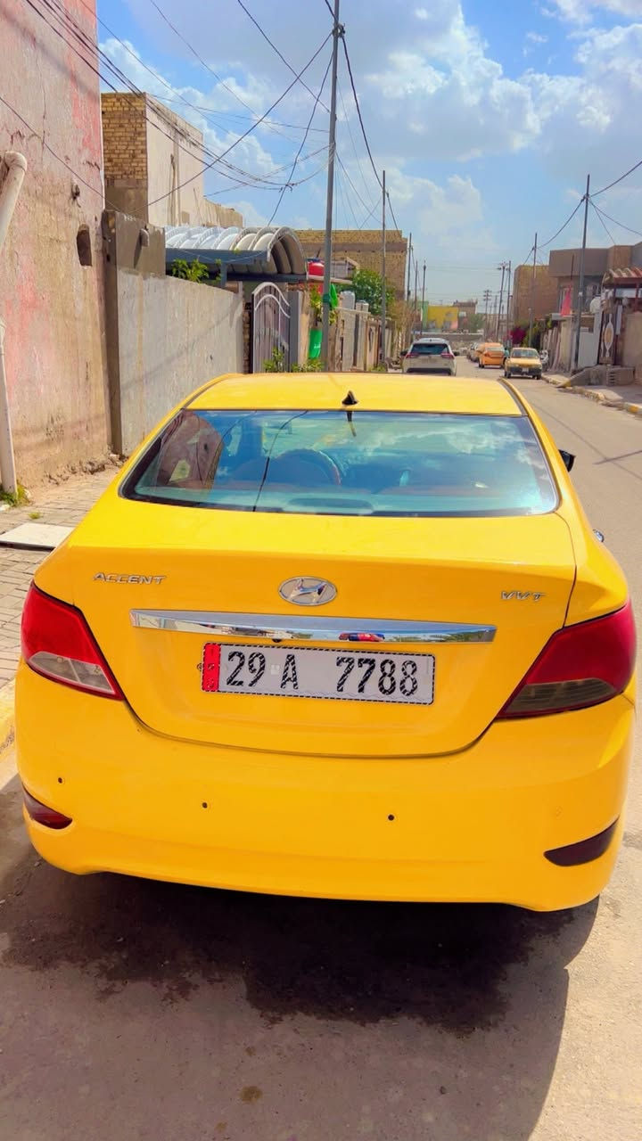 السلام عليكم
اكسنت للبيع 2014 السياره نضيفة مابيها نقص مكينه كير تبريد كله جيد 
السياره بسمي مداور جديد 
سعرها 78 وبيها مجال قليل مناسب سعرها
الديوانية المركز *********** واتساب
