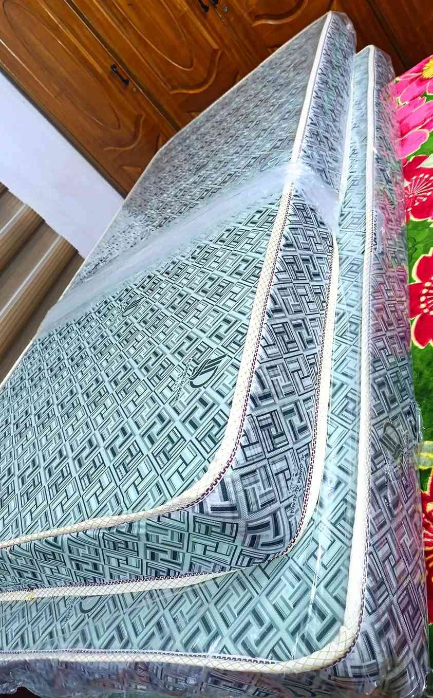 دوشك نفر عدد 4طبي درجة اولى مضغوط يتحمل وزن عالي وبيه ضمان خمس سنوات قياسه ١٩٠×٩٠ مكان بغداد يوجد توصيل بغداد بسسسس
بعدهن بالنايلوووووووون ممفتوحات ولا مستخدماااات الشراي يراسلني خاص للبيع بسعر مناسب


**إذا كنت صاحب هذا الإعلان وتريد حذفه لأي سبب، رجاءا أرسل رسالة إلى الدعم الفني**