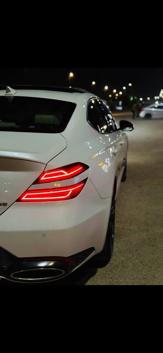 السلام عليكم
Genesis G70 Sport Prestige 2022

رقم بغداد ب اسمي تحويل ثاني يوم

لون أبيض – 

ماشيه 49 ميل

محرك 3.3L V6 توين تيربو بقوة 365 حصان

كير 8 سرعات – فجوج بريمبو اصل – تعليق رياضي – Launch Control

أعلى فئة Sport Prestige:

داخلية جلد فخم، مقاعد تبريد وتسخين، شاشة 10.25، عدادات

 رقمية، نظام صوت Lexicon، فتحة سقف، بصمة تشغيل، رادار ٣٦٠ ومواصفات أمان كاملة.

السيارة  كلش نظيفة وجديدة 

حادث تبديل جاملغ الايمن فقط

السعر 235$ وبيهه مجال 

للاتصال ***********
