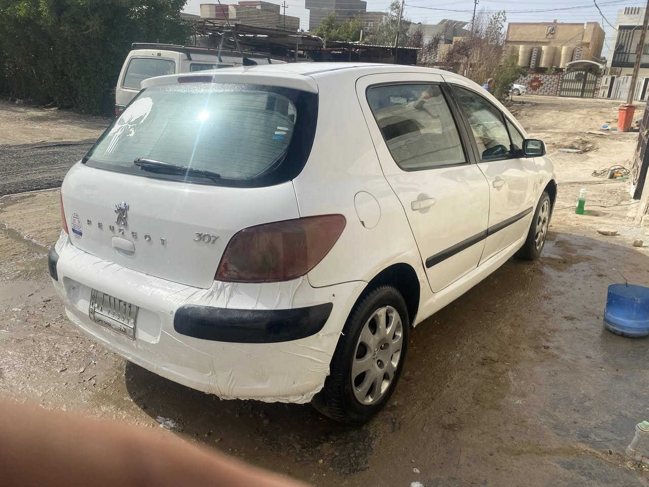 بيجو307مكفولة من صبغ وتبديل محرك وكير مكفولات حدادية جديدة كهربائيات جاهزة تخم تاير سعر 43وبي مجال ***********
