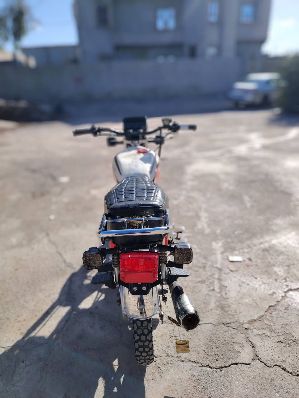 سلام عليكم ماطور للبيع سيفان محرك مفتوح  2020 باب اول شرط كلو سلف كهربايت شقاله كامل المكان كياره*********** سعر 400 وبي مجال شراي يخابر لاا تراسل
