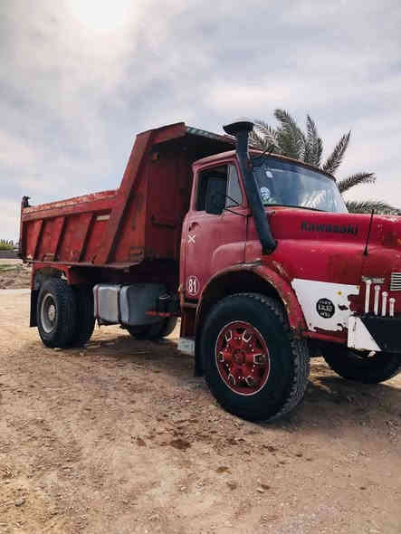 السلام عليكم  مان 81 تخم تاير ويل صاج مكينه استندر لاصرف لاتبخير  شاصي مكفول باتريات جدد رقم ديالى صاحب السنوية ورثه موجودين حدادية جديده ورك كله جديد سياره جاهزه للشغل المكان ديالى المقداديه السعر 10 مليون وبيها مجال ***********
