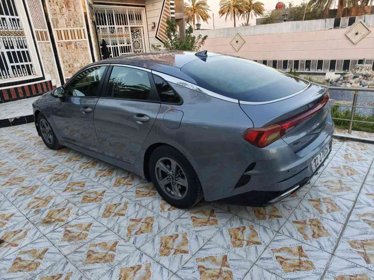 @كي 5 2022 وارد امريكي صبغ اربع قطع حادث امريكا موضح بالمنشور ماشيه 70 مواصفات السياره فول بدون بانوراما وبصمه مكينه 1600 تيربو مكينه كير حداديه تخم تاير كله بشرط سياره جاهزه من كل شيء السعر 128 هاتف***********
