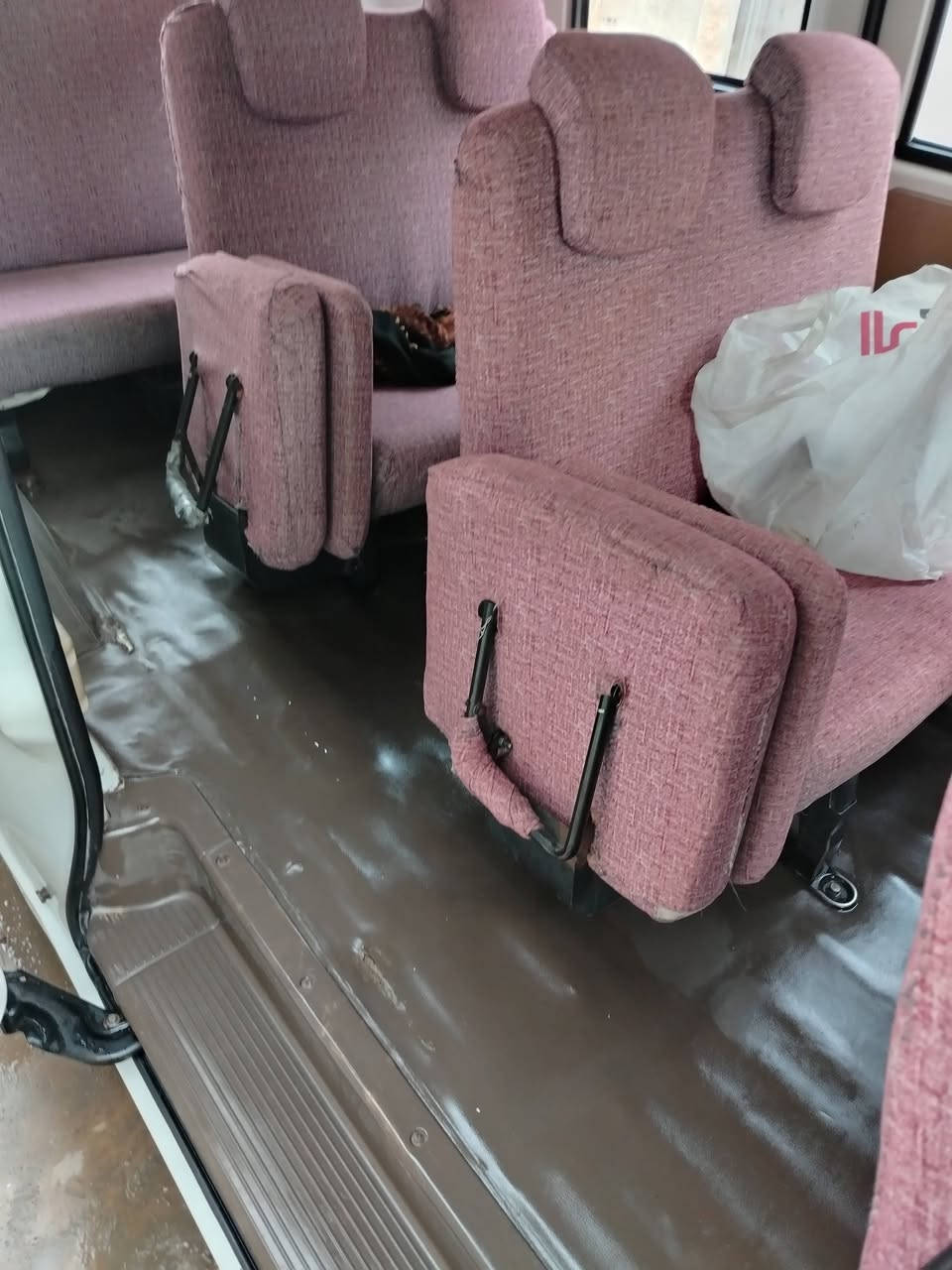 سلام عليكم سياره خشفه فاو موديل ٢٠١٥ سياره بيه فقط نص الباب سايق مصبوغه وبيه بارد بخشم الجاملغ الأمامي كلش بسيط الباقي كفاله من الضربه والصبغ مكينه كير اكسل كفاله تبريد تخم تاير جديد وحداديه جديده
السعر ٥٥ وبيه مجال بسيط
الرقم ***********
المكان بغداد
