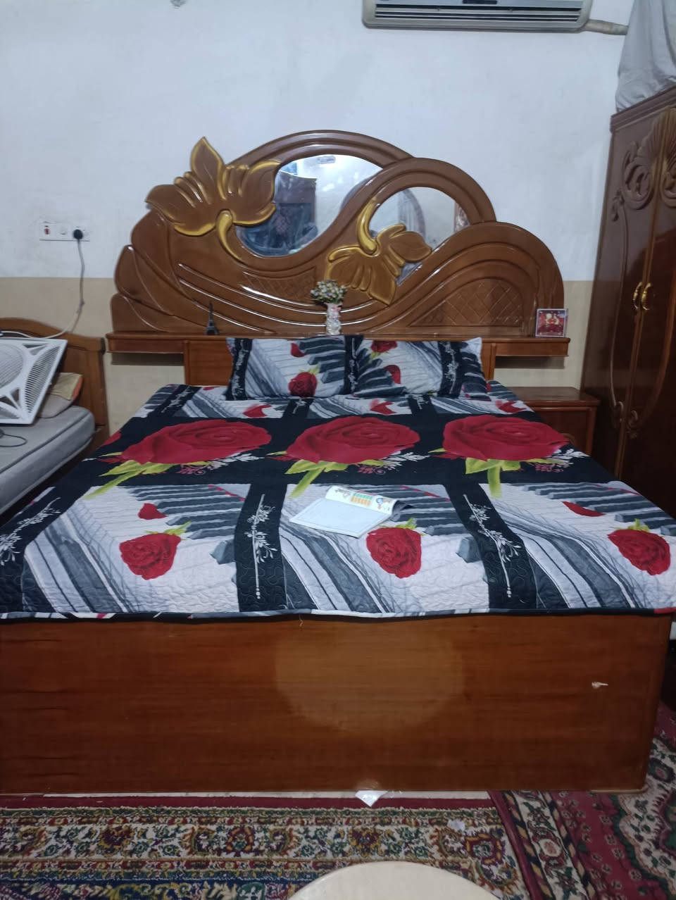 سلام عليكم
غرفه نوم مستعمله كامله للبيع 
نجف 
السعر 550الف وبيه مجال


**إذا كنت صاحب هذا الإعلان وتريد حذفه لأي سبب، رجاءا أرسل رسالة إلى الدعم الفني**