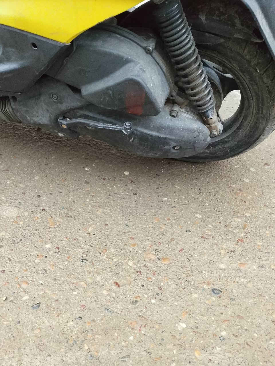 سلام عليكم متاح دراجه سكنس نثيه سلف وهندر شلعه ومعدل الكهربايات شغاله قفل ستيرن قفل صندوك المكينة ناعمه ممفتوحه سعر 300 عنوان مدينة الصدر رقم الهاتف ***********
