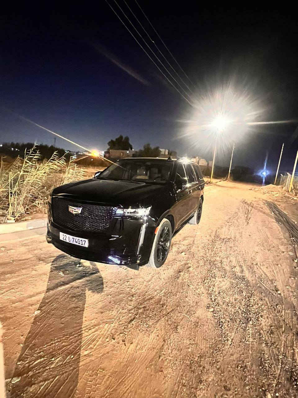 سلام عليكم كديلاك اسكاليد موديل 2021 مكان السياره بغداد الدوره للاستفسار الاتصال على الرقم *********** السعر 42 وبيها مجال
