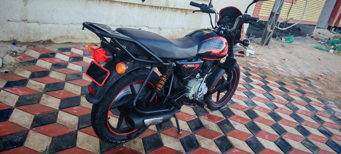 بوكسر موديل 22 اوراق بسمي كفاله محرك كير السعر 1400مكاني مجر ***********
