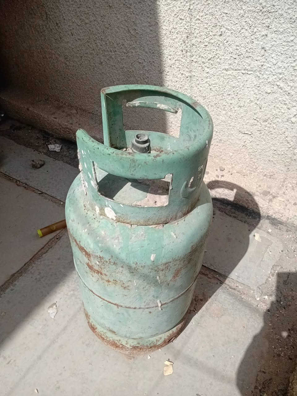 عمي رحمه لاهلكم اريد ابدله بقنينه عراقية كل واحد يكلي شكل واحد يكلي شماليه واحد يكلي ايرانية وضاعت عليه اني ساكن بغداد حي تونس والفرق نتفق عليه


**إذا كنت صاحب هذا الإعلان وتريد حذفه لأي سبب، رجاءا أرسل رسالة إلى الدعم الفني**