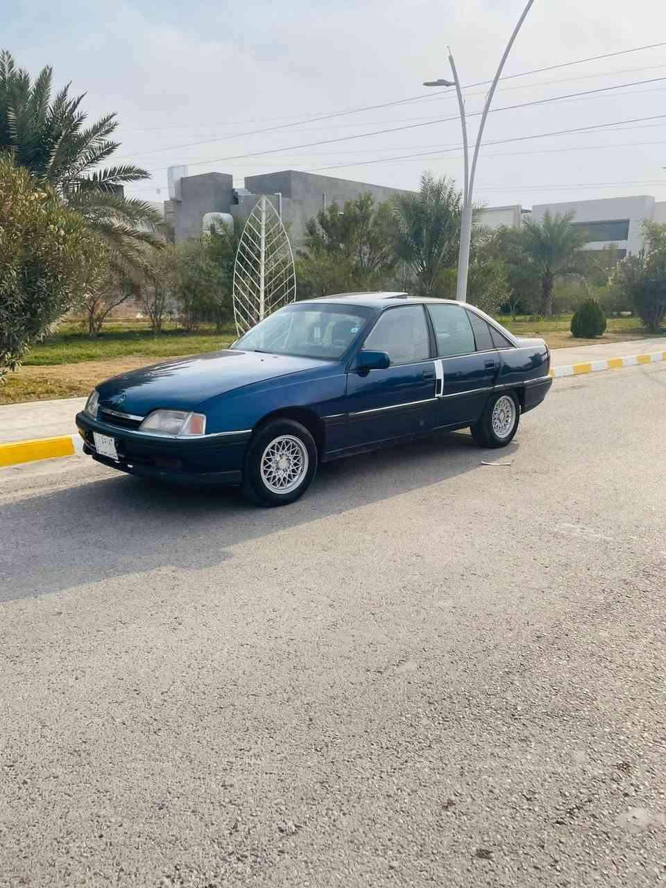 السلام عليكم .. الحلال للبيع 
أوبل وميكه موديل 1992 بسعر٣٧ ورقه وبيه مجال 
محرك. شرط مال كصه كير وتماتيك 
كير شرط. صدر امامي خلفي جديد  تخم تاير جديد 
السياره بيها صبغ عام بدون ضربه  العماره بلاديه 
لايت بلايت جديد اصلي مو تجاري 
مسجل سماعت كهربايات كله شرط 
محرك/ كير / صدر / كهربيات / كله شرط
السياره متصرف عليه الف السياره ناعمه بشكل 
بسعر ٣٧ وبيه مجال 
باقي السياره مكفوله.  مكان السياره تكريت القادسيه 
رقم /صلاح الدين سنويه لل 2028 مشروع وطني 
رقم ***********
***********
