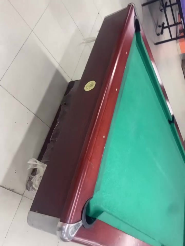 ‏ميز ‏بليارد نظيف + إلى طاولات كاملة وزايد أربعة كبات الاستفسار *********** العنوان شارع الجملة السلطان هايبر ماركت
