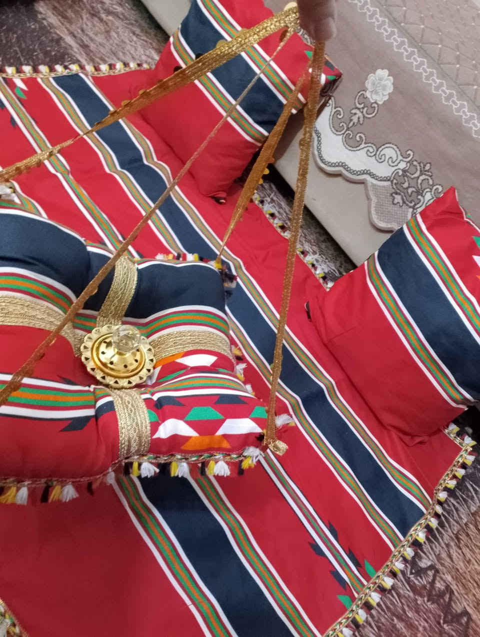 بمناسبه اقتراب شهر رمضان 🌧📷
 وفرت اطقم رمضاني كامل على حسب الالوان والموديل الي تطلبينه 
الطقم يتكون من 
كوشات على حسب العدد 
مفرشه طبله
مفرش ارضي 
مبخرة كوشه رمضانيه
وباسعار جدااا مناسبه 
  ويتوفر لدينا 🔥🔥خياطه ترتيبات البيت من كل انواعه 🦋
🦋با احسن الاقمشه يتوفر لدينا... 
خياطه كفر طاوله الطعام🥰 
خياطه كوشات للتخم 🌹
خياطه كوشات المباخر 💕💕💕
خياطه تلبيسه براد♥♥
خياطه تلبيسه مجمدة                 
🔥🔥والاسعار بعد احلى 🔥🔥
🚗 يوجد توصيل كافة محافظات العراق  🚗
🚗 للحجز و الاستفسار مراسلة البيج 🚗


**إذا كنت صاحب هذا الإعلان وتريد حذفه لأي سبب، رجاءا أرسل رسالة إلى الدعم الفني**