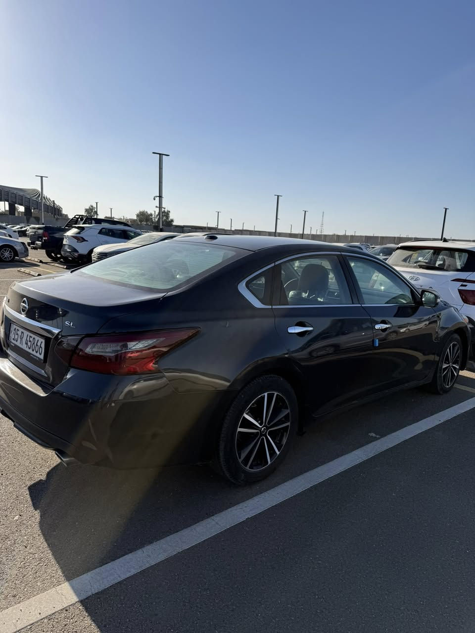 التيما 2018 SL اعلى فئه فول مواصفات عدا الفتحه
رادار امامي 

رادار جانبي 

اشاير بالمري

تشغيل عن بعد

اوتو بريك 

لون نيلي 

كشانه كهرباء 

كشانه تدفئه

حادث امريكا بارد فقط 

بالعراق جاملغ خلفي فقط 

السعر 122بي مجال

مكان السياره بغداد/ فلوج

واتس او اتصال ***********
