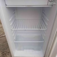 ثلاجة صغيرة • استعمال قليل • الأمين الثانية