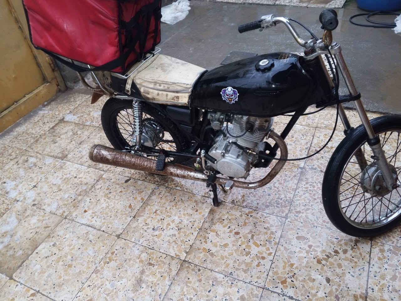 دراجه محرك ارشا نضيف وشاصي نامه نضيف دراجه شلعه ومعدل دراجه ادوات الشعر 400 وبيه مجال بسيط للشرايه الرقم ***********
