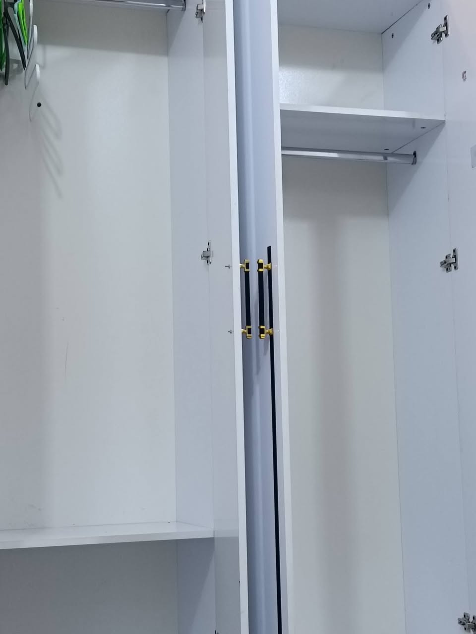 كنتور ست ابواب  نظيف كولش اخو الجديد السعر 275 وبي مجال


**إذا كنت صاحب هذا الإعلان وتريد حذفه لأي سبب، رجاءا أرسل رسالة إلى الدعم الفني**