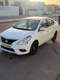 نسيان صني موديل ٢٠٢٥ ماشيه ٥٤ ألف  شركة مهند السياره جديده  ماعدا دخه ...