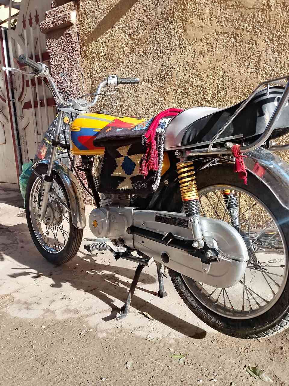 من رخصت المدير هاي نامه للبيع اوراق اصولي مو سكنر للاستفسار ***********
