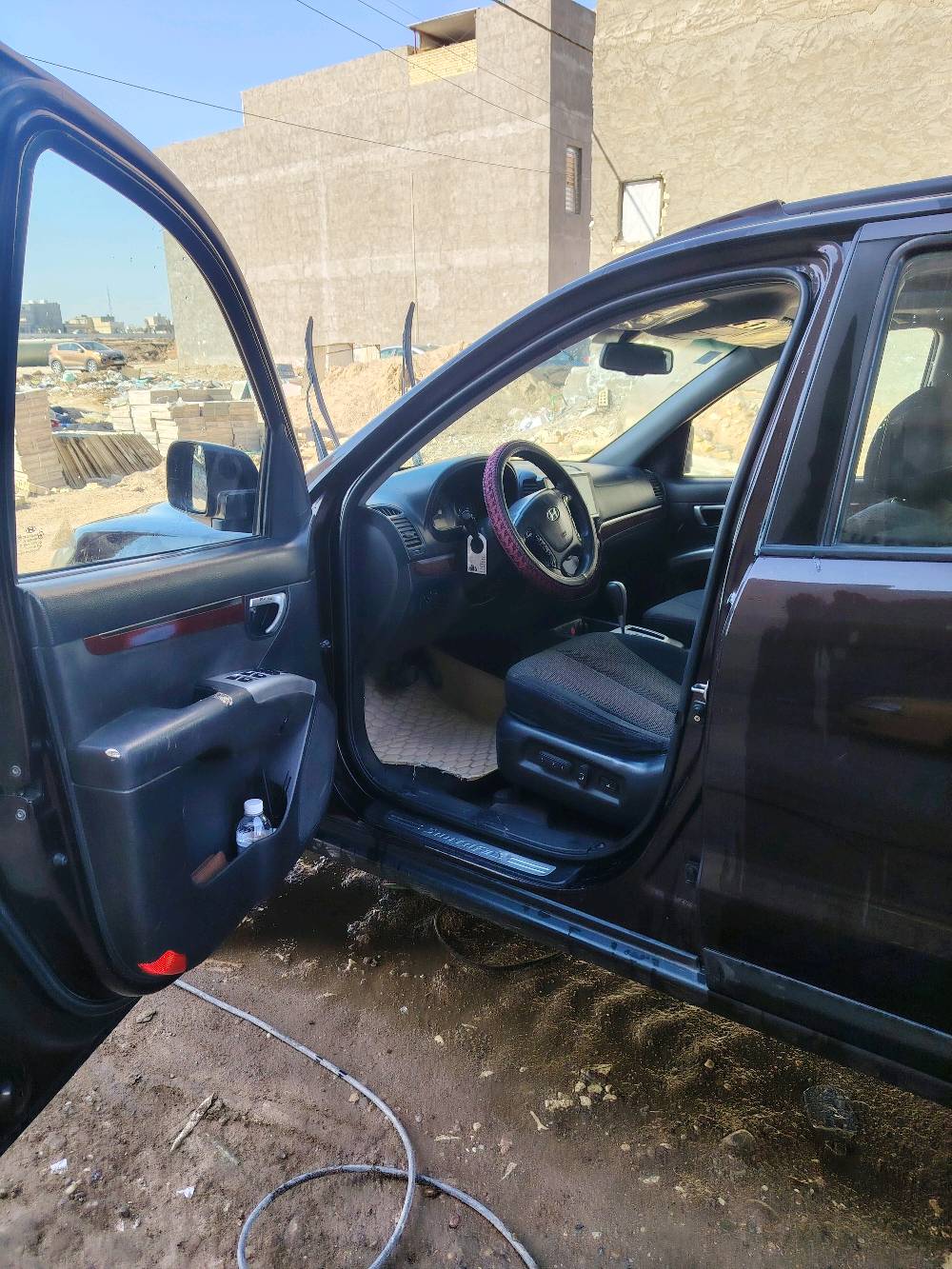 سلام عليكم سنتافي 2008 خليجي ٦ سلندر محرك ٢٧٠٠ محرك جديد كير نضيف فول عده لبصمه فتحه ثلاجه فور ويل كهربائيات تدفئه تبريد كشن السايق بس كهربائي ٧ راكب ٣قطع تبريد كله شغال ومضبوط مابيهة اي نقص صدر دسكات نضيفات رقمها بغداد الانكليزي سعر 120 داخل اسود مكاني بغداد الدورة موجود وانساب *********** 