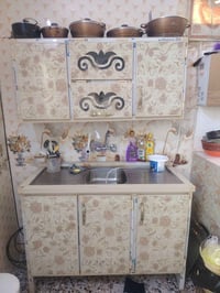 كاونتر مع ملحق للبيع بسعر ١٧٥ وبي مجال  وكاونتر مع طباخ منضدي للبيع بس...