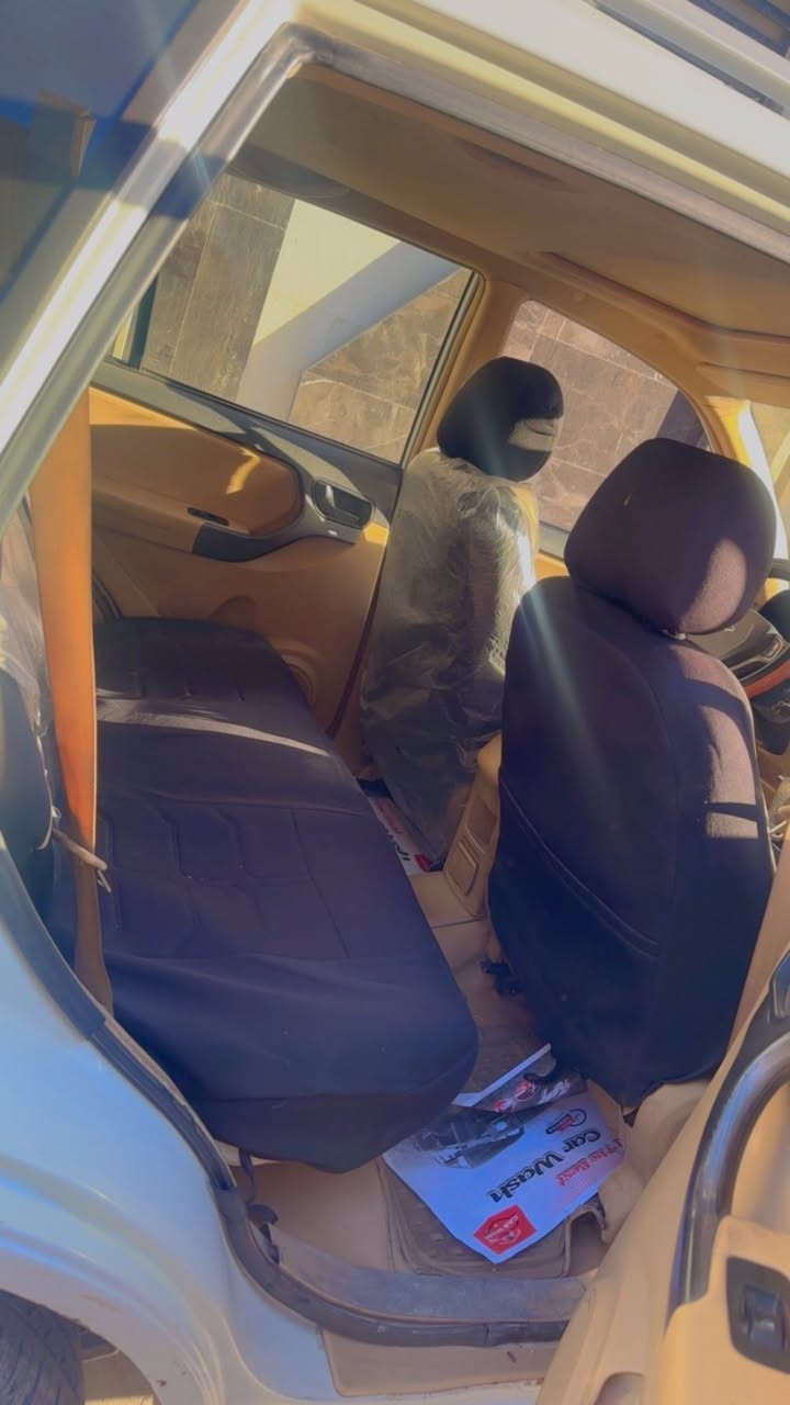 السيارة ٢٠١٤
بغداد رقمهه بأسمي مشروع وطني
فتحة سلايد
تحكم ستيرن 
سنتر لوك
تدفئة كشنات 
مكينه 2000
كير ميكانيكي
باتري جديد 
صدر السياره  %70
قاعدة فيتبم  وكلاص جديد


**إذا كنت صاحب هذا الإعلان وتريد حذفه لأي سبب، رجاءا أرسل رسالة إلى الدعم الفني**