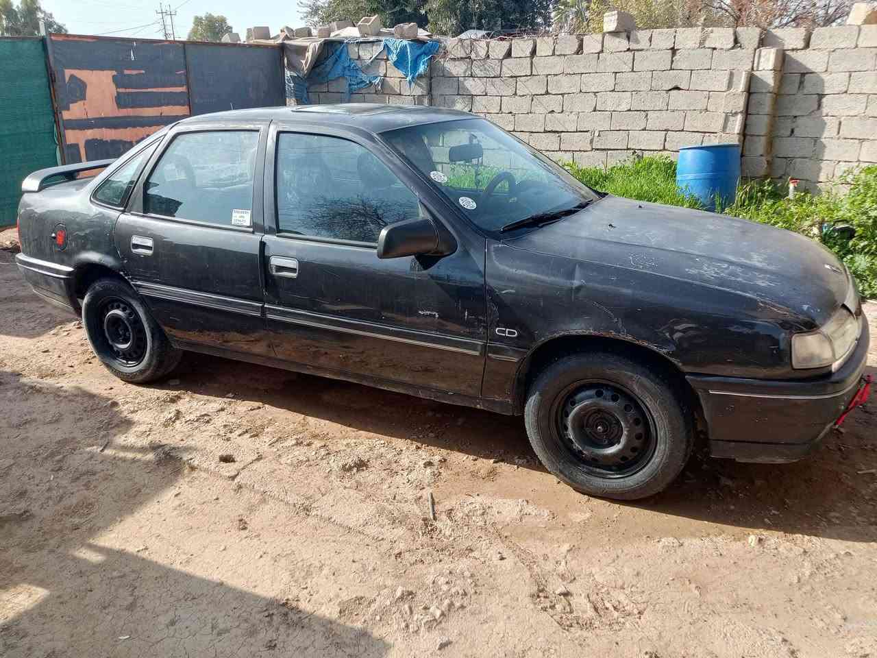 سلام وعليكم بدون زحمه عندي فكترا بيع او مراوس موديل 1992 رقم كركوك أسنويه عضم عاج منتهي 2023 شرط تحويل سياره تنته قفل مركزي بور ستيرن صدرها زين تايراتها زوج الامامي جديد الخلفي نص عمر حجم المحرك 20 شرط الكير عندي بس الواحد يفلت وتريد ترتيبات بسيطه طالب عليها 25 ورقه وبيها مجال بسيط وهذا رقمي *********** مكاني كركوك قرب الحي الصناعي
