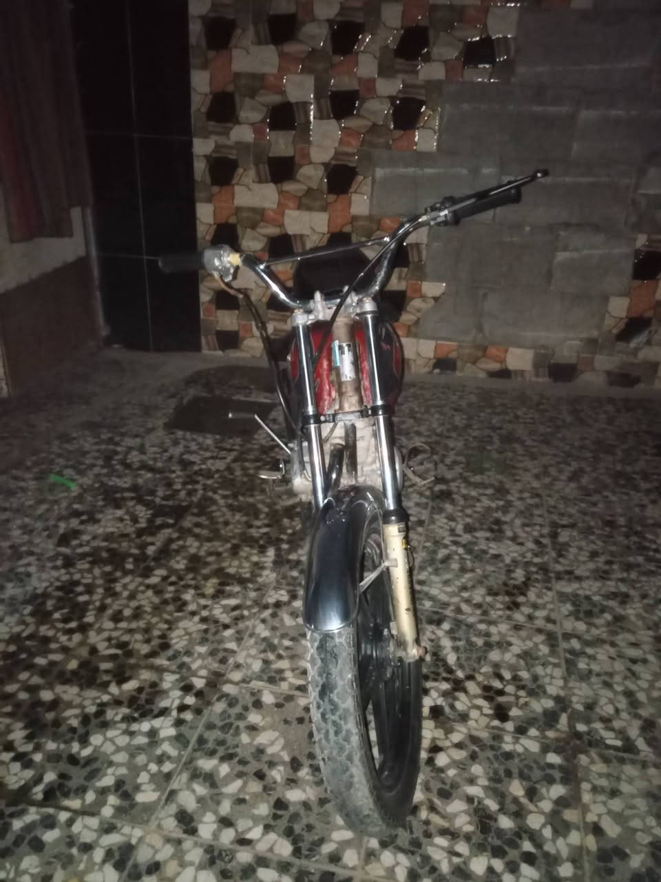 مراوس ما بيع مكاني زعفرانية جسر ديالى القديم ***********
