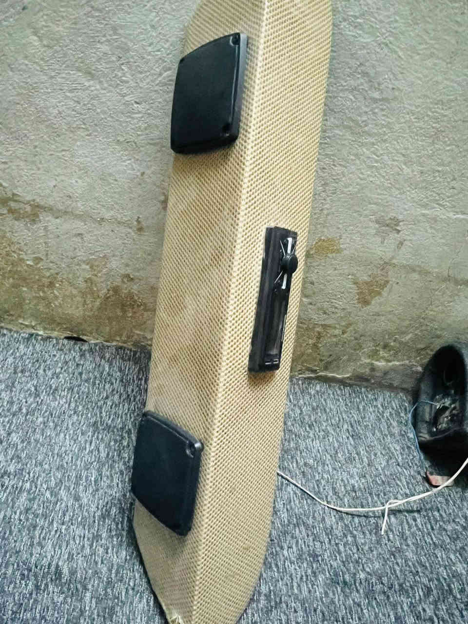 سلام عليكم 
مظخم ودشبول تكتك للبيع 
نضيفات كلش سعر الدشبول 30 الف 
وسعر المظخم 30 الف ثنينهم ب 55 بيهن مجال 
مكاني بغداد  رقم الهاتف ***********
