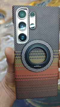 اس 24 الترا ذاكرة 256 شرق اوسط دبل خط مكفول من كلشي حتى من الشخط نضيف ...