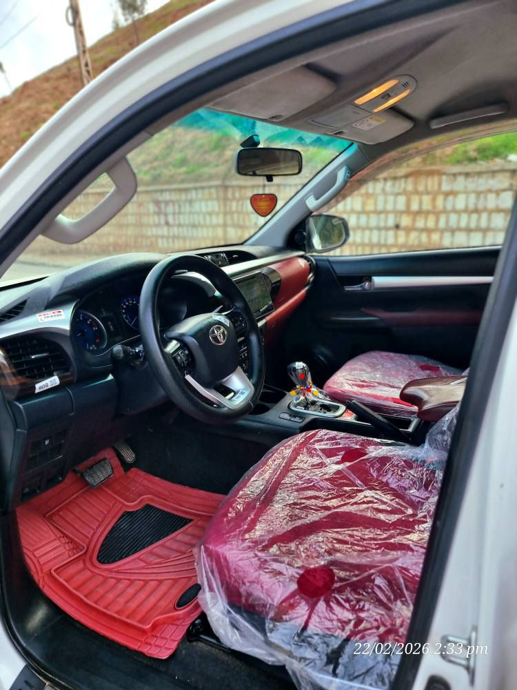 تویوتا هایلۆکس دەبل ئەکسل مودیل 2019
سفری شەریکەی جیهان گێر ئۆتۆماتیک
هەردوو کوشن تەبرید حاسە فۆرمیکا ویل کەپ
سەیارکە یەک دینار مەسروفی تیا نیە 
گێرو مەکینە بە شەرت نەکراوەتەوە
سەنەوی نوێیە تا 2029
چوار تایەی لۆکی لە ژێرە
دوو تعدیلی هەیە لە گەل بستێک کارت
ما باقی هەموو گیانی بە شەرت
هەر ٣ سویچی بیلادی ماوە
تحویل غرامە بە شەرت 
***********
*********** كويسينجاك, أربيل
